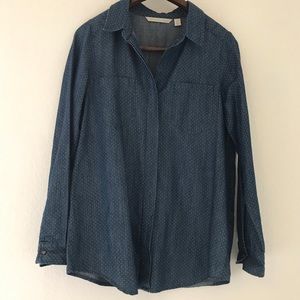 Chambray Polk dot button down | M